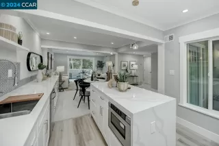 Photo #5: 41076943 Listing