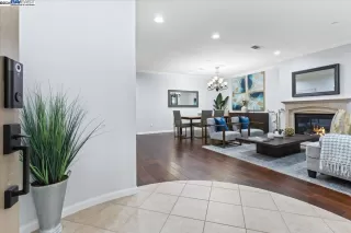 Photo #2: 41077010 Listing 