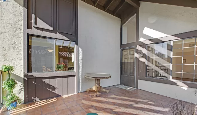 MLS: 41077037 Condo For Sale