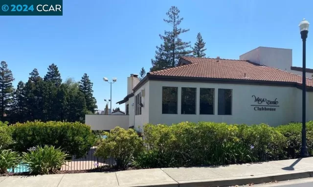 MLS: 41077126 Condo For Sale