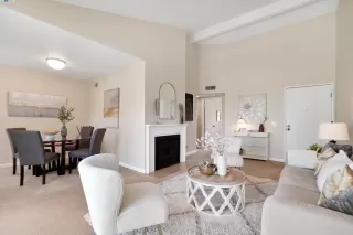 Photo #2: 41077165 Listing