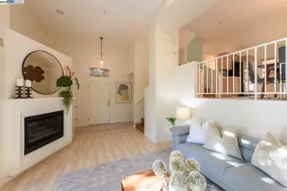 Photo #5: 41077199 Listing