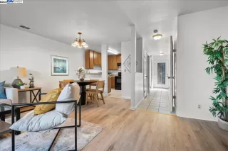 Photo #5: 41077222 Listing