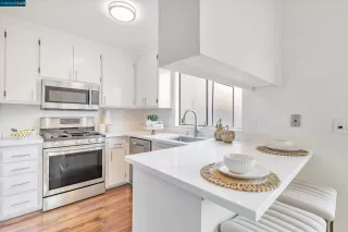 Photo #5: 41077235 Listing 