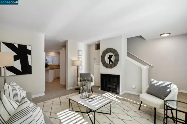 MLS: 41077357 Condo For Sale