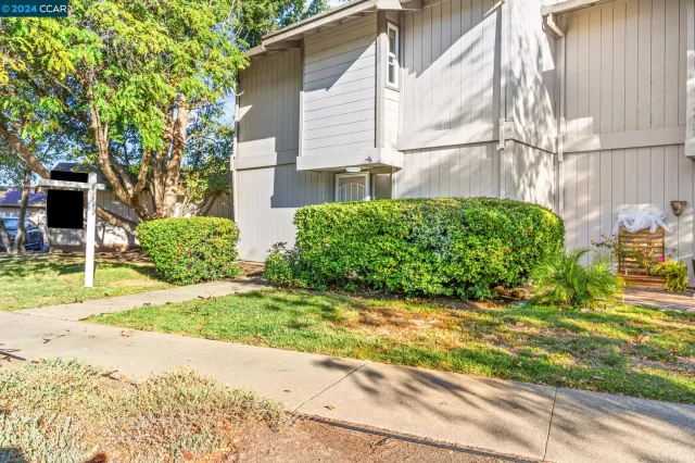 MLS: 41077410 Condo For Sale