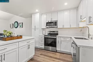 Photo #3: 41077410 Listing