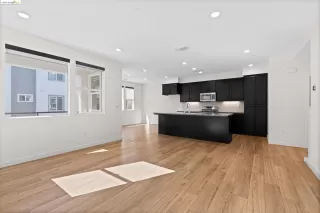 Photo #6: 41077412 Listing 