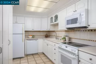 Photo #5: 41077419 Listing 