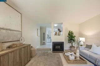 Photo #4: 41077435 Listing