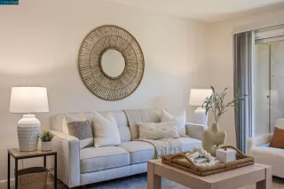 Photo #5: 41077435 Listing