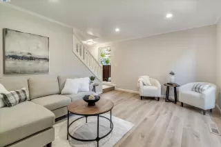 Photo #2: 41077468 Listing