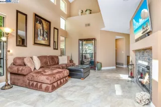 Photo #5: 41077478 Listing