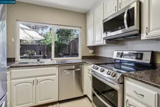 Photo #4: 41077482 Listing