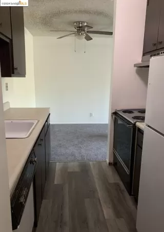 Photo #6: 41077520 Listing 