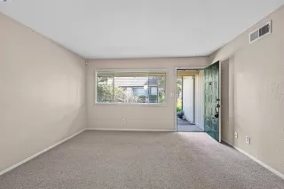 Photo #2: 41077525 Listing 