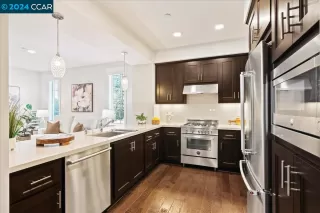 Photo #2: 41077538 Listing