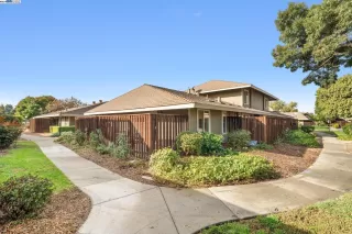 Photo #2: 41077546 Listing 