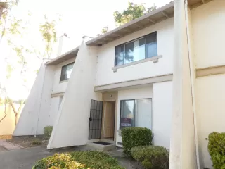 More Details about MLS # 41077550 : 38729 AURORA TER