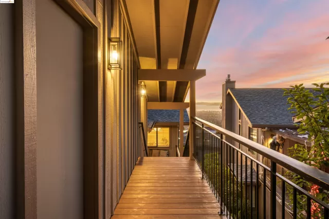 MLS: 41077554 Condo For Sale