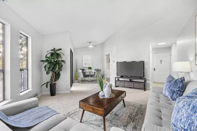 MLS: 41077609 Condo For Sale