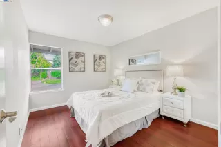 Photo #2: 41077673 Listing