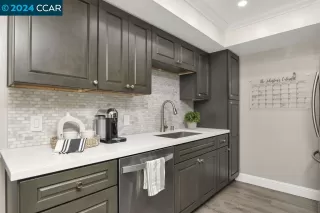 Photo #6: 41077724 Listing