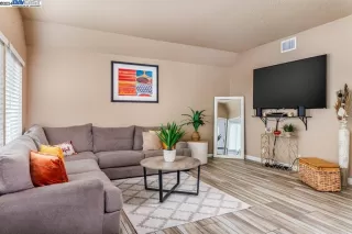 Photo #5: 41077738 Listing