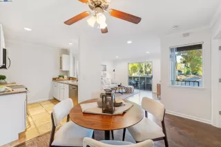 Photo #5: 41077755 Listing 