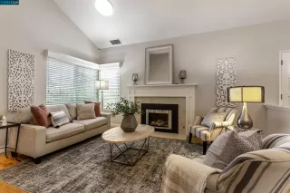 Photo #3: 41077912 Listing