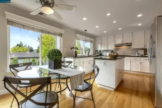 Photo #5: 41077912 Listing