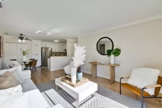 Photo #2: 41077956 Listing 