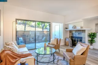 Photo #2: 41077957 Listing 