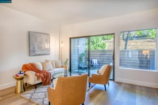 Photo #3: 41077957 Listing 