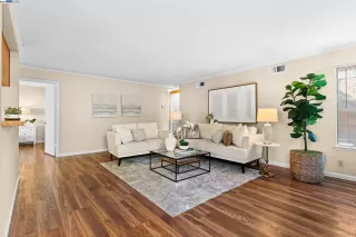 Photo #4: 41078075 Listing