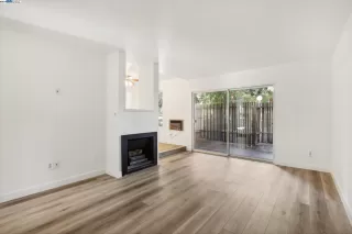 Photo #2: 41078116 Listing