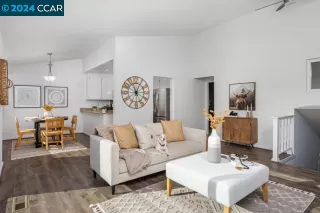 Photo #5: 41078123 Listing 