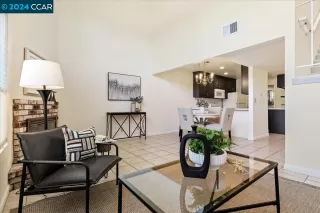 Photo #6: 41078219 Listing