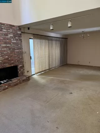 Photo #4: 41078415 Listing