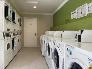 Photo #5: 41078488 Listing