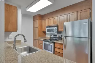 Photo #2: 41078529 Listing