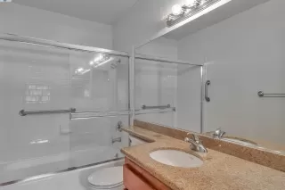 Photo #5: 41078529 Listing