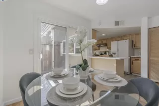 Photo #5: 41078752 Listing