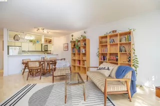 Photo #6: 41078797 Listing