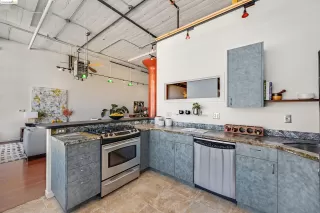 Photo #6: 41078844 Listing