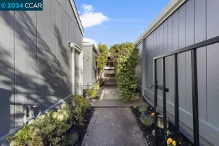 Photo #2: 41078896 Listing