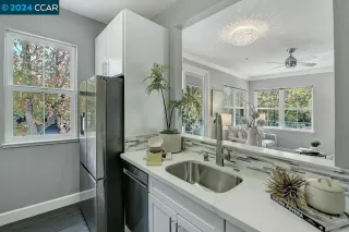 Photo #2: 41079142 Listing