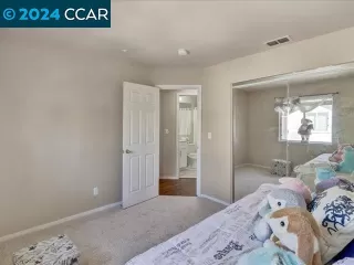 Photo #6: 41079203 Listing 