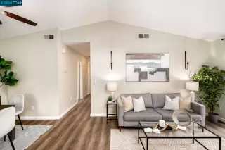 Photo #5: 41079210 Listing