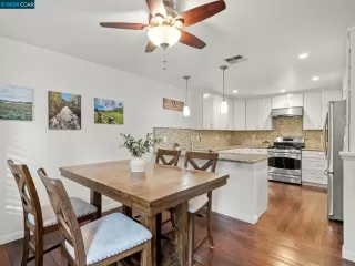 Photo #6: 41079313 Listing